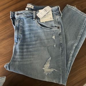 Abercrombie “The Super Skinny Ankle”